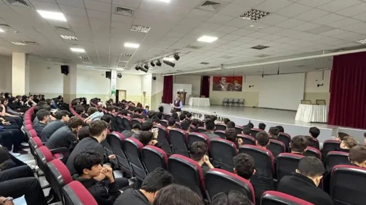 &Ouml;ĞRENCİLERE DİSİPLİN KURALLARI ANLATILDI 