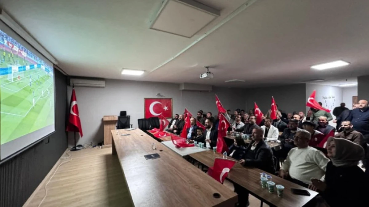 &Ouml;NCE G&Uuml;NDEM DEĞERLENDİRİLDİ SONRA MİLLİ HEYECAN YAŞANDI 