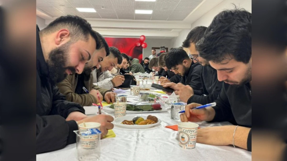 ONLAR DEVLET DESTEĞİ İLE EVLENDİLER 