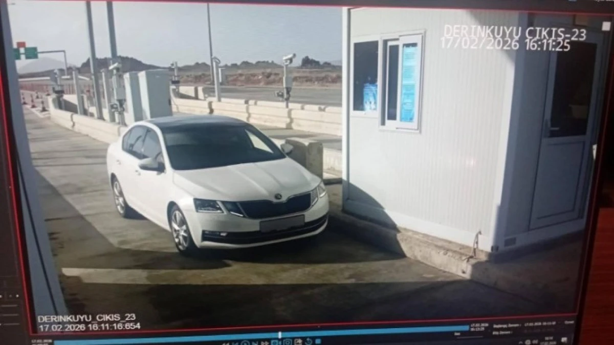 OTOYOLDA TERS Y&Ouml;NDE GİTTİ JANDARMA YAKALADI 