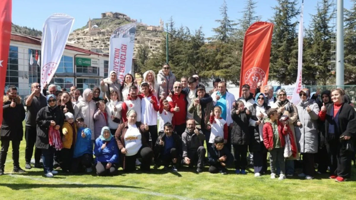 &Ouml;ZEL İNSANLAR ŞAMPİYONADA BULUŞTU 