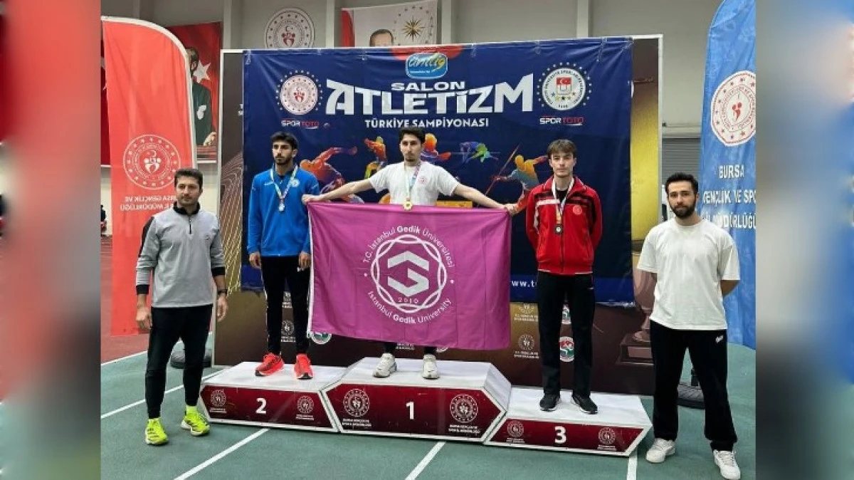 SALON ATLETİZMTE BRONZ MADALYA KAZANDILAR 
