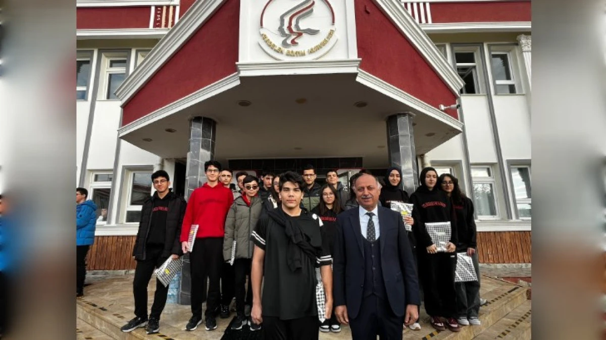 ŞAMPİYONLAR ÖDÜLLENDİRİLDİ 