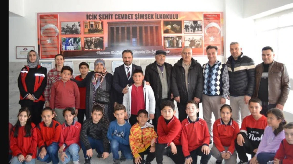 ŞEHİT ANNESİNDEN ŞEHİDİN ADININ VERİLDİĞİ OKULA ZİYARET 