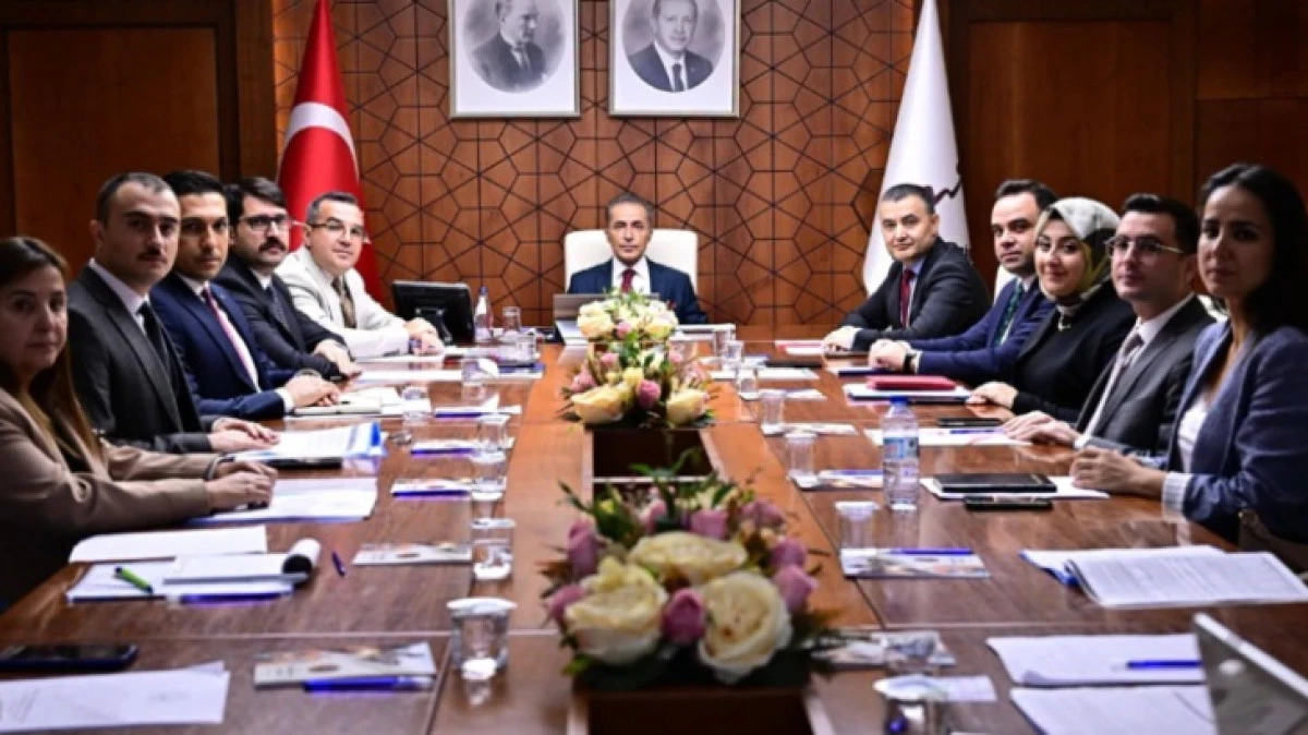 SOSYAL YARDIM HİZMETLERİ GENEL OLARAK DEĞERLENDİRİLDİ 