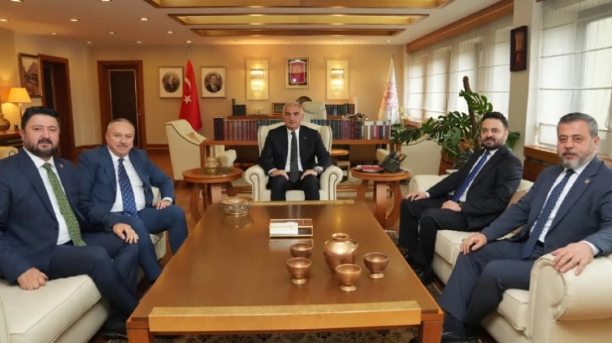 TURİZM BAKANI ERSOY İLE KAPADOKYA ALAN BAŞKANLIĞI KONUŞULDU 