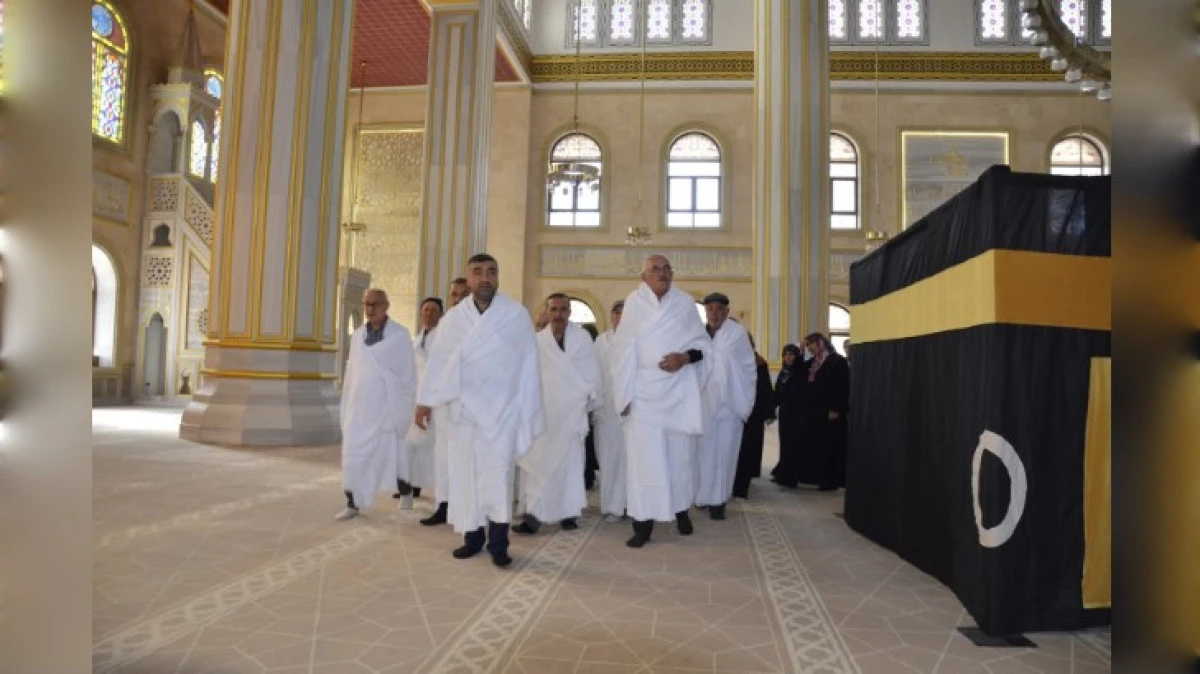 UMRE EĞİTİMLERİ SÜRÜYOR 