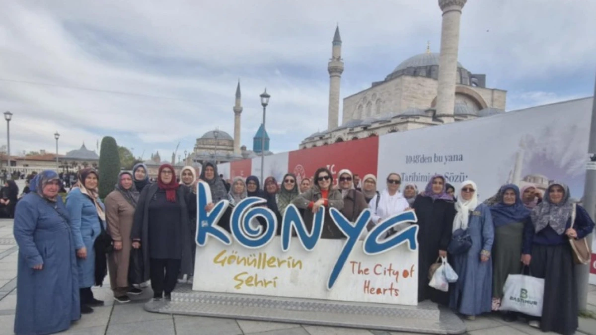 &Uuml;RG&Uuml;P VE ACIG&Ouml;L'L&Uuml; BAYANLAR KONYA'YI GEZDİ