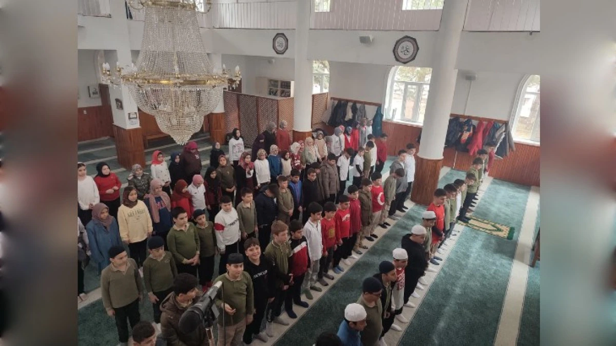 &Uuml;RG&Uuml;P'TE CAMİ &Ccedil;OCUK BULUŞMASI D&Uuml;ZENLENDİ 