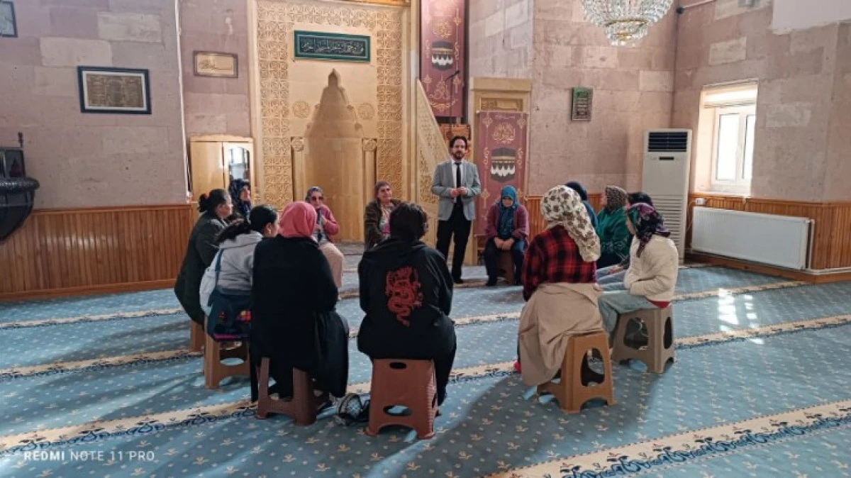 ÜRGÜP'TE ENGELLİLER CAMİİ'DE BULUŞTU 