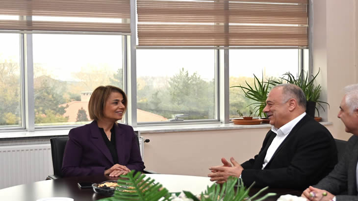 Vali Becel,Meclis Başkanı Öbekli'yi Ziyaret Etti