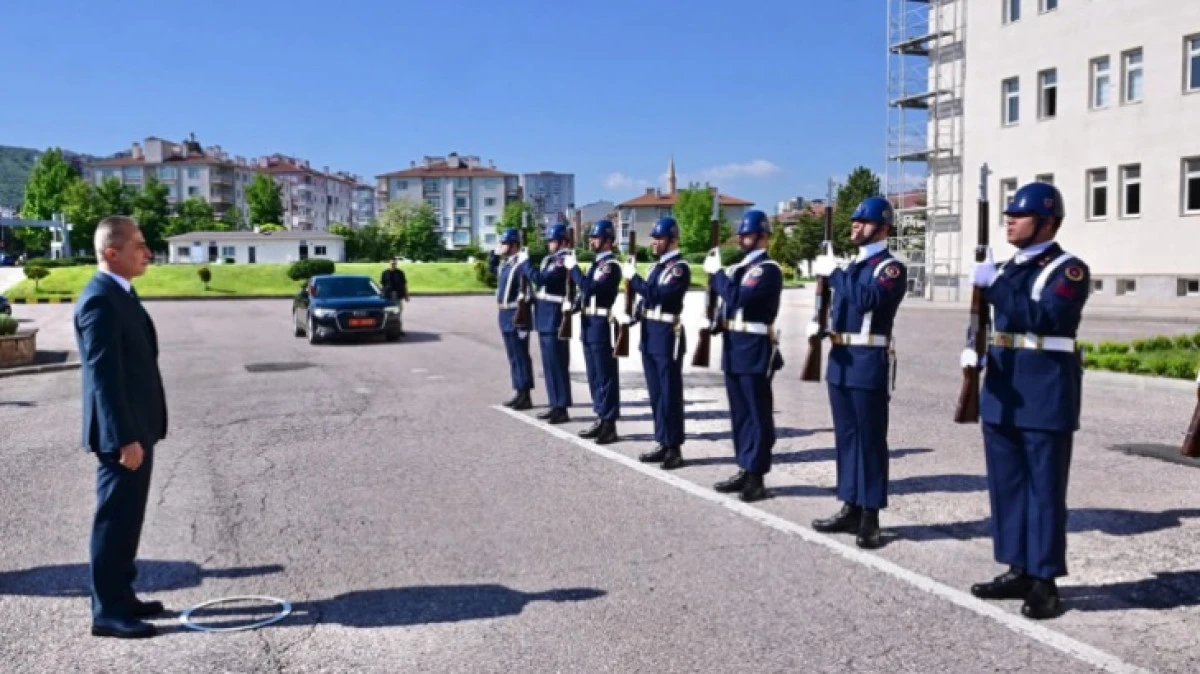 VALİ K&Ouml;K JANDARMA'YI ZİYARET ETTİ 