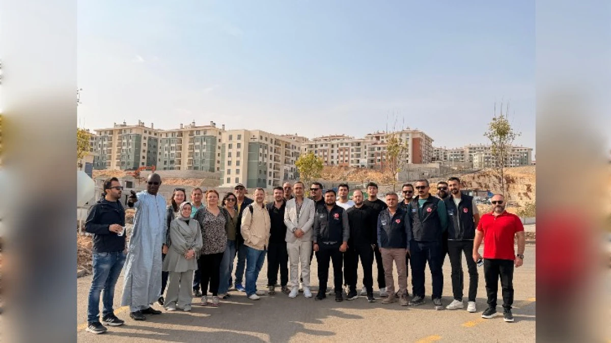 YABANCI GAZETECİLER AŞRIN İNŞASINA BUYUK BEĞENİ 