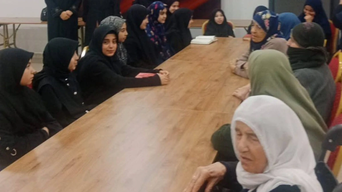 YAŞLILAR VE GEN&Ccedil;LER BİR ARAYA GELDİ 