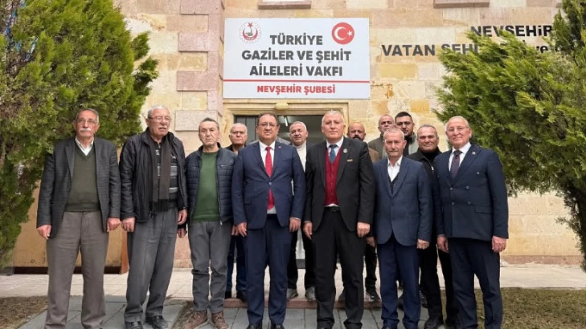 YUMUŞ &Ccedil;İFT&Ccedil;İ'Yİ ZİYARET ETTİ 